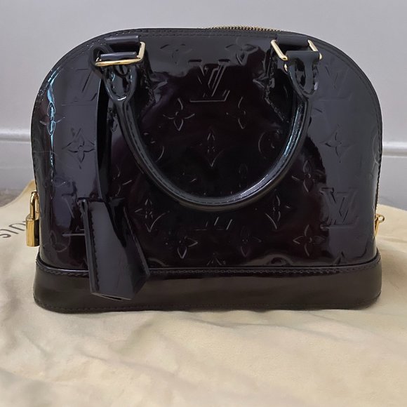 Louis Vuitton Handbags - Louis Vuitton ALMA BB Handbag